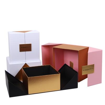 China New Recyclable Custom Elegant Square Box Rose Flower Packaging Fold Luxury Gift Flower Box Set for sale