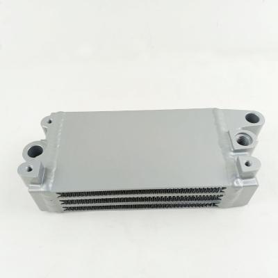 China Stainless Steel Oil Cooler 02234258 F2L511 Diesel Engine Parts Machine Radiator / Oil Cooler Cover for sale