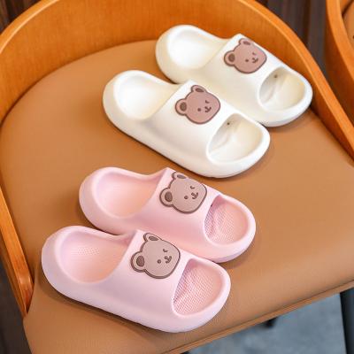 China 2021 High Quality Deodorization Kids Sandals Cute Cartoon Bear Kid Shoes OEM Non-Slip Indoor Slider Kids Shoes Slides Slippers For Babies for sale