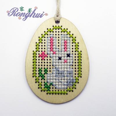 China Europe DIY Easter Egg Bunny Laser Cut Wooden Cross Stitch Kits for sale