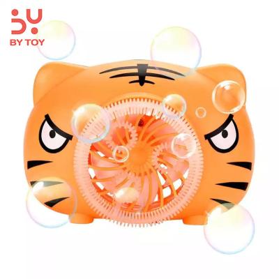 China 2022 hot summer plastic outdoor animal shape electric automatic bubble camera machine blowing toys for sale