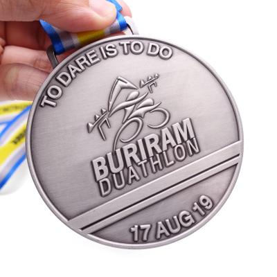 China China Ceremony Sports Metal Medals For Virtual Race Cheap /Custom Metal Round 2019 Silver Finisher Cycling Medals for sale