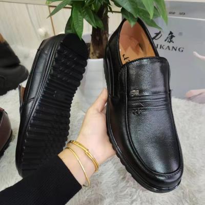 China New Design Trend M0305-23 2022 Fashion Comfortable Formal Casual Men's Leather Shoes Slip On Shoe for sale