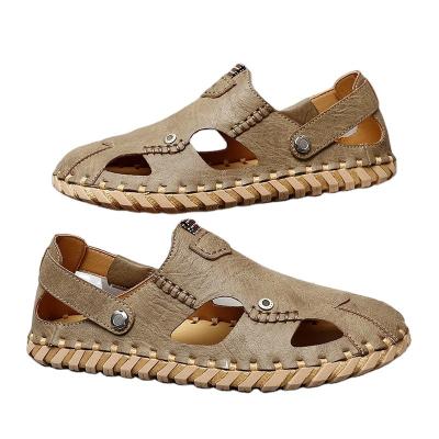 China Cushioning Mens Sandals Hot Sale Summer Driving Outdoor Sports Leather Soft Sole Beach Bag Scrape Mens Sandals Casual Lightweight Slippers for sale