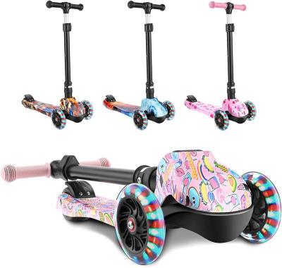 China Aluminum Foldable LED Lights 3 Wheels Height Adjustable Scooters For Kids Ages 3-12 for sale