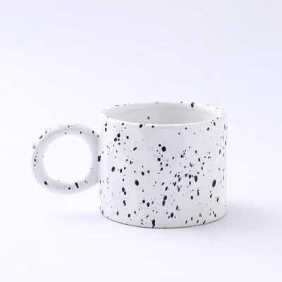 China Sustainable Ins Nordic Style Creative Home Frosted Ceramic Mug Net Celebrity Large Capacity Water Mug Can Like To Couple Coffee Mug for sale