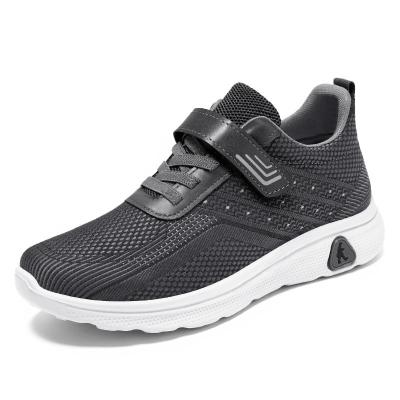 China Recyclable B-s359 2023 New Men Knit Outdoor Sport Shoes Casual Breathable Walking Style Shoes Stock for sale