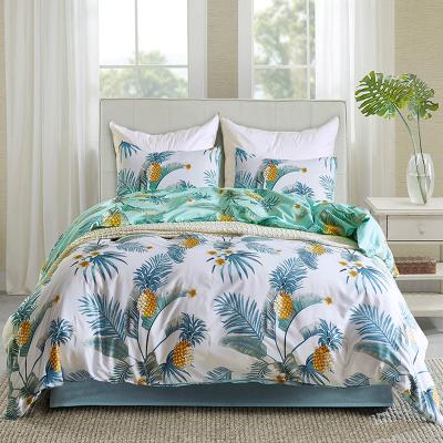 China 100% King Size And Ru Double Printing Duvet Cover Bedding Set Europe Family Sanding USA Queen Polyester Factory Anti-static Duvet Cover for sale