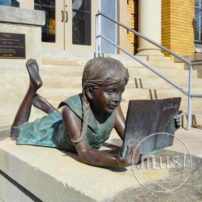 China Large Art Sculpture Bronze Kids Reading book outdoor modern statue from Europe for sale