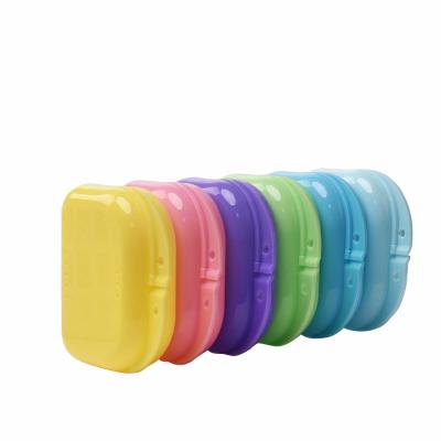 China Dental Orthodontic Retainer Case Denture Box Mouthguard Container with Holes for Office/Travel/Household for sale