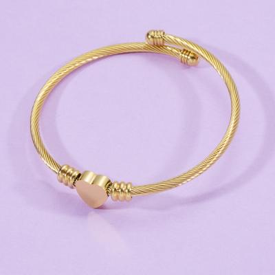 China CLASSIC Love High Quality Bangle Screw On Stainless Steel 18K Gold Plated Personalized Heart Shape Bangle Bracelet for sale