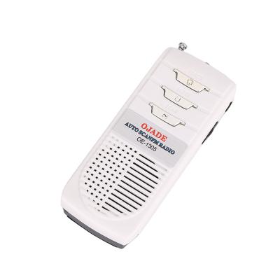 China Small Radio With Headphone Jack FM88 Handheld Pocket FM Radio Promotion  22mm for sale