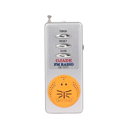 China De oranje Radio van de Kattenfm met Oortelefoon Autoabs OEM LOGO Mini Handheld Te koop