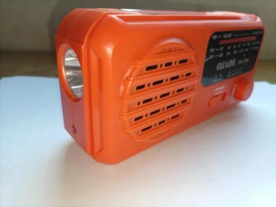 Cina Altoparlante radiofonico della tassa solare della manovella di USB Jack Portable Hand Crank Radio 0.4KG in vendita