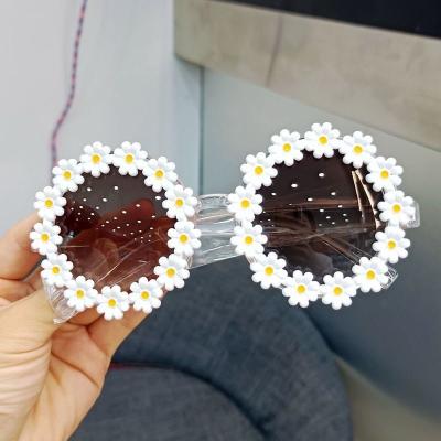 China 20 Years Factory Direct Flower Experience Shape Kids Around Daisy Designer Custom Glass Girls Transparent Eyewear Shades Children Sun Sunglasses for sale