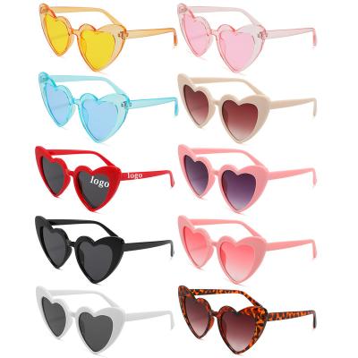 China Fashion sunglasses 2023 new wholesale sweet love&roses hearts lace sunglasses fashion women love heart glasses shaped sunglasses for sale