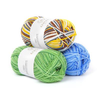 China Chunky Dyed Soft Cotton Blended Yarn 3 Strands 50g Acrylic Anti-Static Milk Colored Combed Cotton Yarn From China for sale