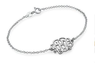 China Fashion Silver Fashion Jewelry Beautiful  Alphabet  Letter Bracelet  Custom Jewelry for sale