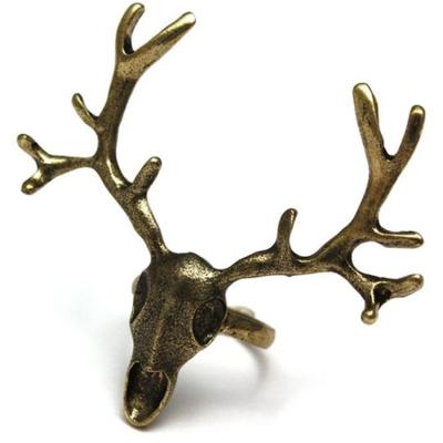 China Brass Antique Look Worn Gold Fashion Reindeer Antler Rings Custom Logo for sale