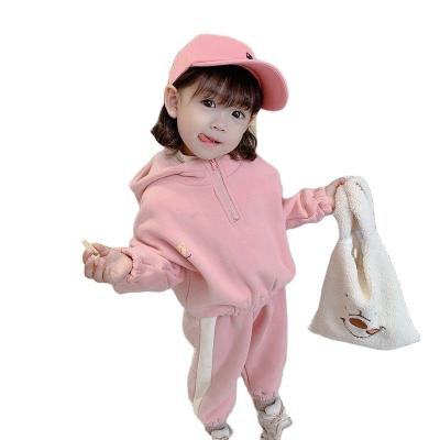 China New Children's Winter Hooded Long Sleeve Sweatshirt Anti-Shrink Fashionable Winter Suit For Girls for sale