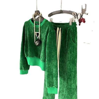 China Ladies Casual Suit Anti-Shrink Chenille Fashion Set High Quality Dress Small Thick And Velvet Two-piece Suit For Women for sale