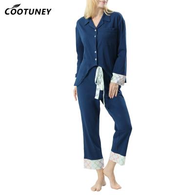 China Designer Autumn Ladies Two Pieces Bamboo Sleepwear Turn Down Collar Custom Logo Cotton Pajamas Te koop