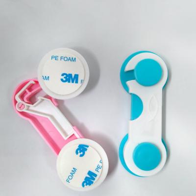 China Long And Short Style New Arrival For Indoor Closet And Drawer Baby Plastic Pad Safe Lock for sale