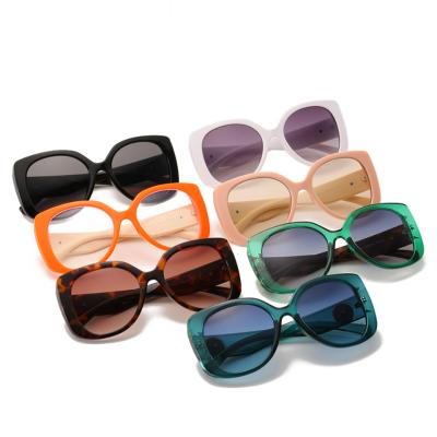 China Rectangle Sun Glasses 2021 New Trendy UV400 Polarized Oversized Square Shield Sunglasses Men Women for sale