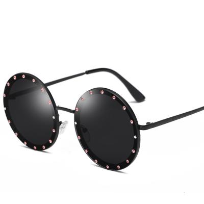 China Photochromic Rectangle Display Holder Private Label Bottle Opener Color Changing Women Leopard Big Frame Rimless Sunglasses for sale