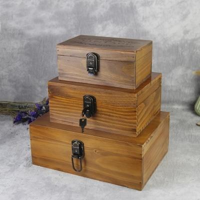 China Antique Wooden Jewelry Box Wooden Treasure Chest Jewelry Box With Lock for sale