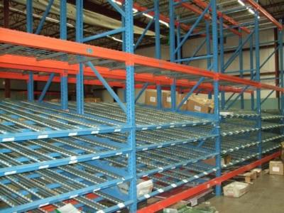 China Professional Capacity Warehouse Pallet Racking Systems , Adjustable Metal Shelving For Supermarket for sale