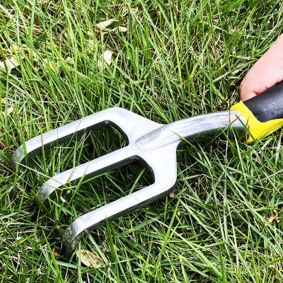 China Digging Tools Guangdong supplier dig tool Mini size gardening tools aluminum garden rake with green color handle for sale