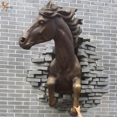 China Different Styles Wall Hanging Europe Metal Horse Head Brass Decor for sale