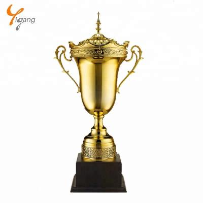 China Wholesale Custom Europe Gold Trophy Commemorative Award for sale