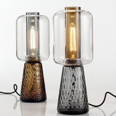 China Modern Lead Glass and Stainless Steel Table Lamp Exterior Design for sale