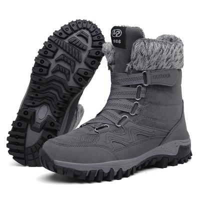 Китай Factory Direct Sale Winter Plus Size Couple Warm Cotton Shoes For Men And Women Outdoor Non-Slip High-Top Snow Boots 35-46# продается