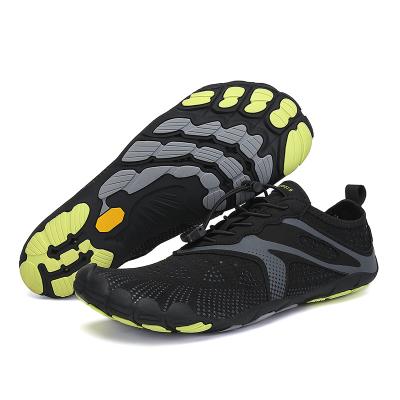 China Fitness Sports Shoes Fashion Five-finger Beach Wading Shoes Men's Outdoor Leisure EVA Adult Rubber Mesh 2 Pairs Lycra,mesh 38-46 Te koop