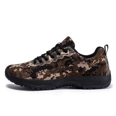 China Special hot selling men's camouflage outdoor sports tooling leisure running and wading shoes Te koop