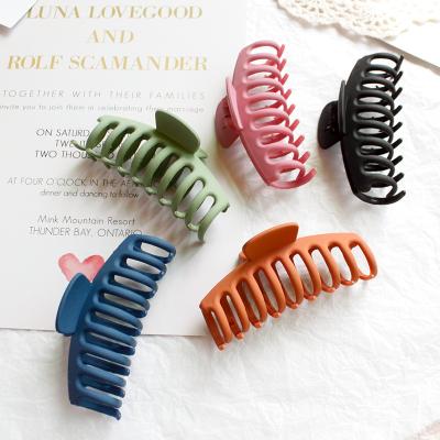 China Amazon Hairpin 2021 High Quality Plastic Take Shower Hair Accessories Shape To Claw Hair Clips Big Size Women Hair Clips for sale