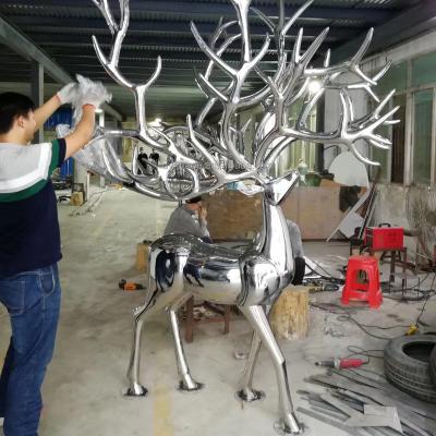 China Modern Stainless Steel Deer Sculpture Outdoor Sculpture For Garden Decoration for sale