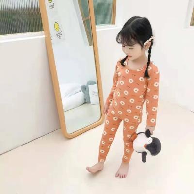 China 2021 Home Wear Cute Printed Autumn Customized Design Kids Warm Polyester Pajamas Set for sale