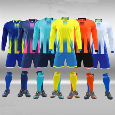 China Training Sporting Event Suit Team Sports Suit Men's And Women's Team Football Suit Sets Short Sleeve for sale