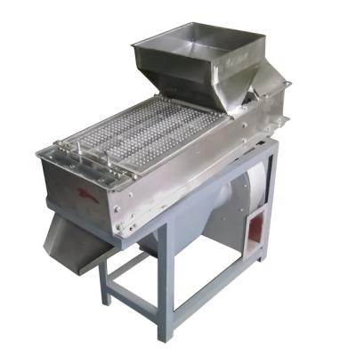 China High capacity peanut red skin peeling machine/roasted peanut peeling machine for sale