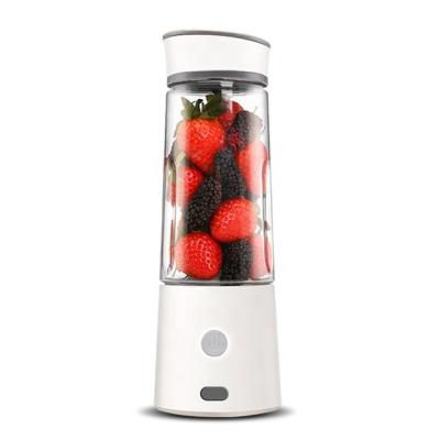 China Mini Size Car Blender Electric Blender Rechargeable Personal Hand Smoothie Mini Maker Personal Portable USB Blender for sale