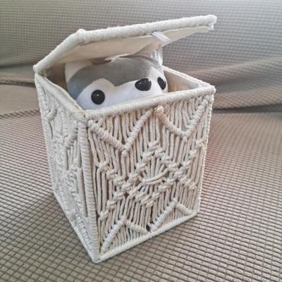 China Contemporary Box Lid Decor Square Tissue Paper Tissue Holder with Bead Loop Macrame Napkin Tissue Organizer Home Decor for sale