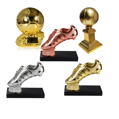 China Art Wholesale Basketball Trophy Cup Folk Custom White Crystal Trophy Award Football Trophy for sale