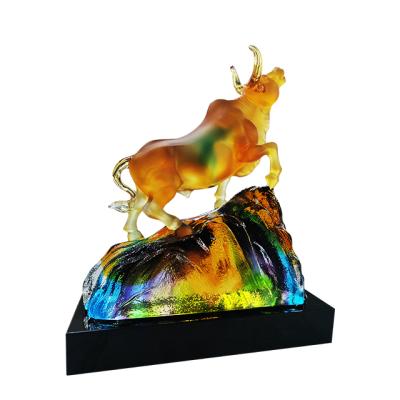 China Matte Animal Sport Trophy Decoration Customized Gifts Crystal Statue Animal Art Liuli Trophy Folk Souvenirs for sale