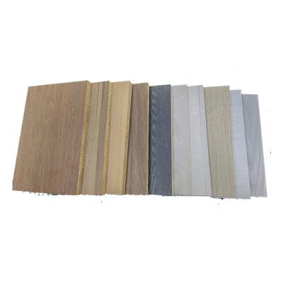 China Ine*pensive Modern Direct Vertical Wood Board Sheets Wholesale 18mm Special Design China Advanced Plywood for sale