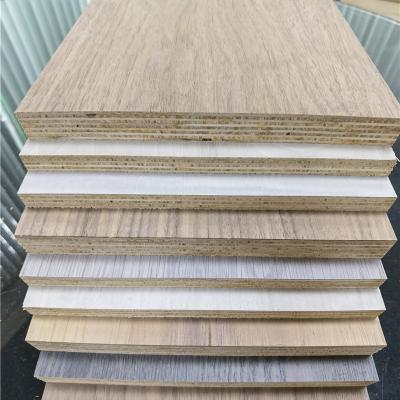 China 2022 modern new structure eucalyptus plywood cutting board plywood 18mm for sale