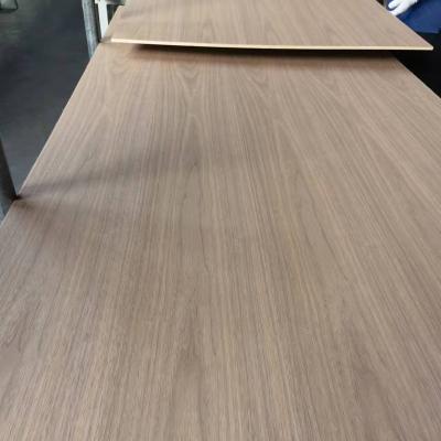 China Modern cheap plywood colored walnut veneer plywood sheet 18mm on sale for sale